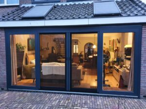4-delige-schuifpui-met-dubbele-plisse-hordeur